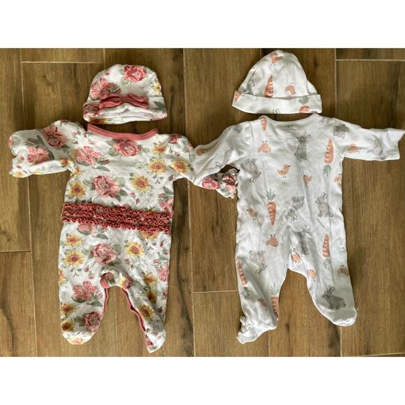 Infant Girl Footie Pajamas 0-3 Months With Matching Hats - Picture 6 of 6